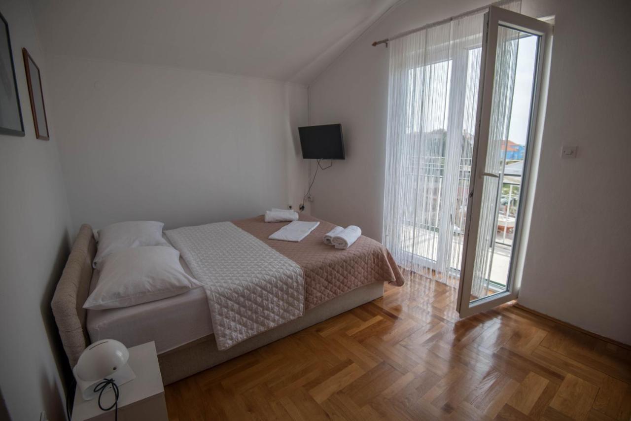Dolac Apartment Miro מראה חיצוני תמונה